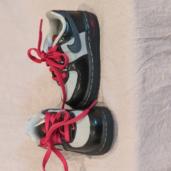 Nike Air Force 1 Toddler Sneakers Gray Black Pink Shoes - Picture 3 of 5